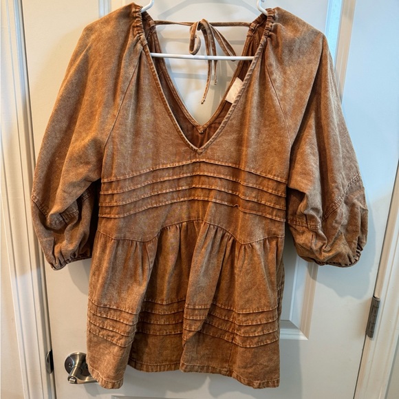 Women’s Entro Denim Blouse - Picture 1 of 3